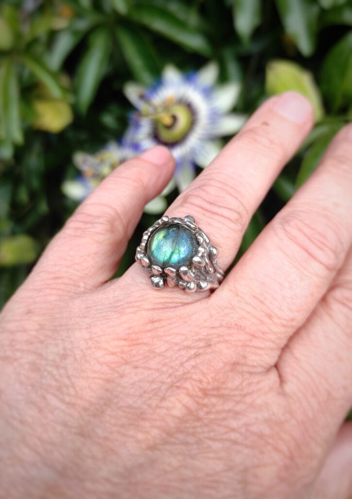 Arcus ring met labradoriet (uniek)