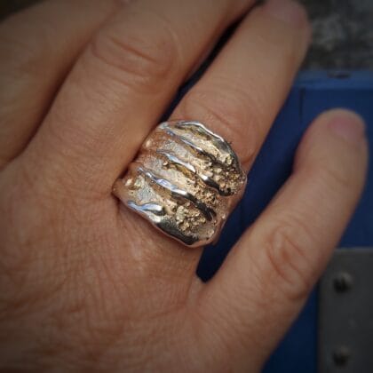 Vena auri ring