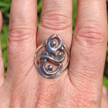 Trinitas ring