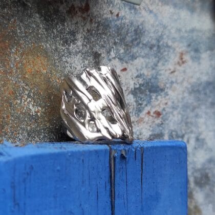 Retis ring