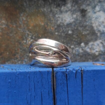 Sinuo ring