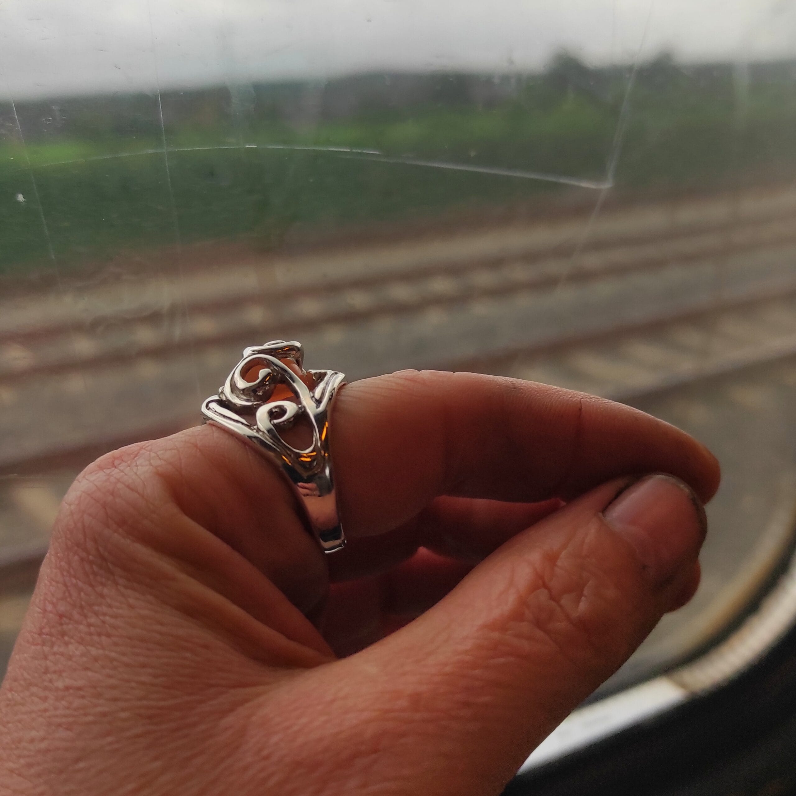 Vespera Zilveren Ring met Oranje Maansteen ( uniek) - Afbeelding 2